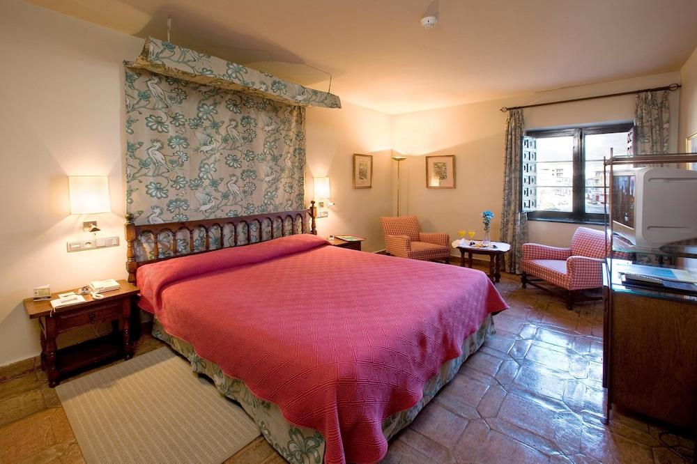 Parador De Jarandilla De La Vera Exterior photo