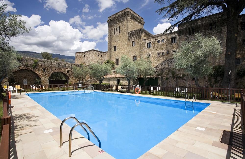 Parador De Jarandilla De La Vera Exterior photo