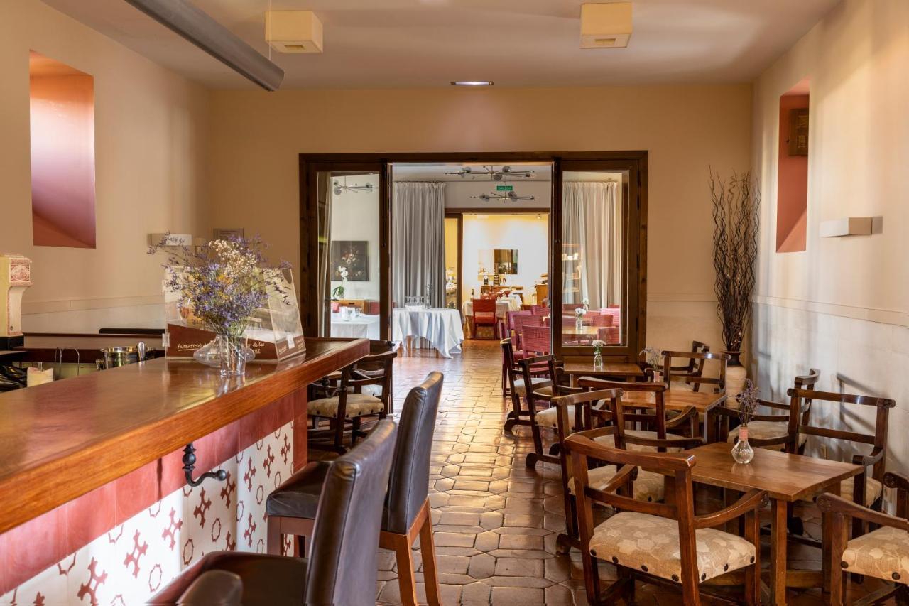 Parador De Jarandilla De La Vera Exterior photo